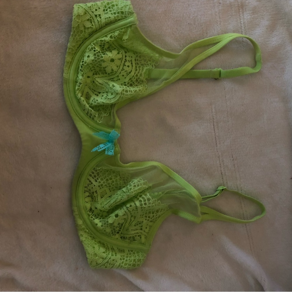 Victoria secret bra